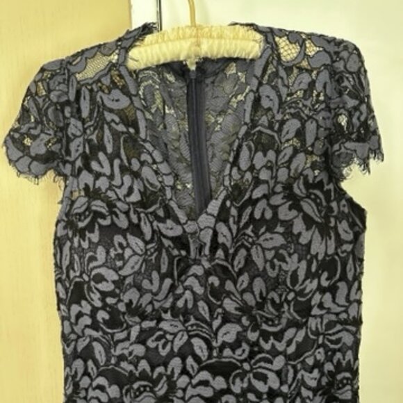 Navy Blue Lace Mermaid Gown Size 16 - Picture 4 of 8